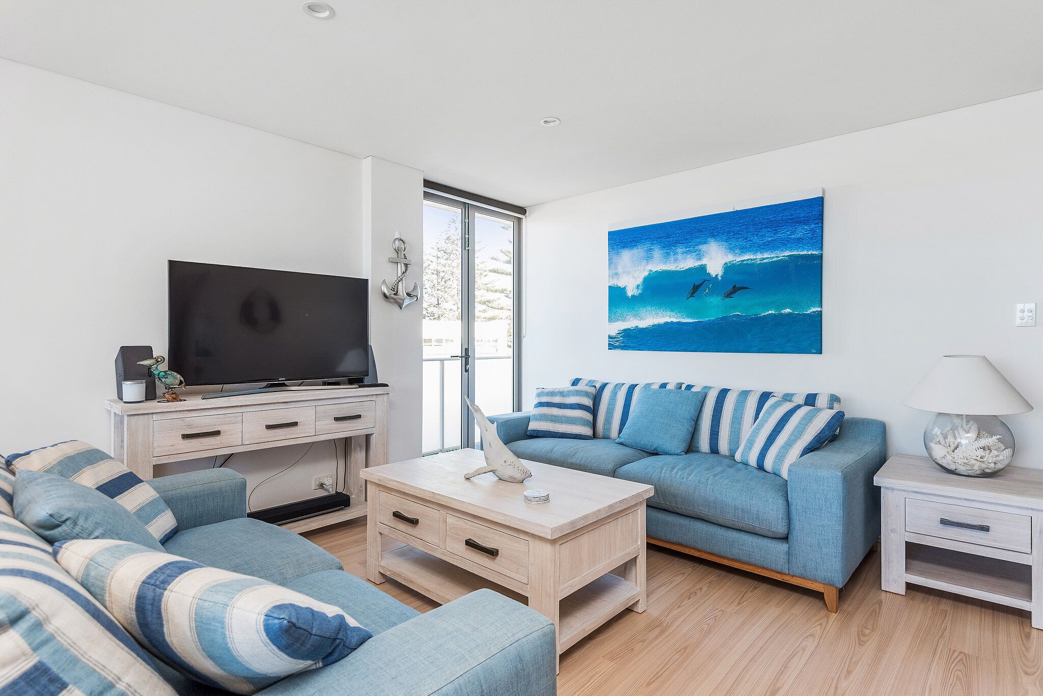 Seabreeze - Carefree Absolute Beachfront Living — image 6