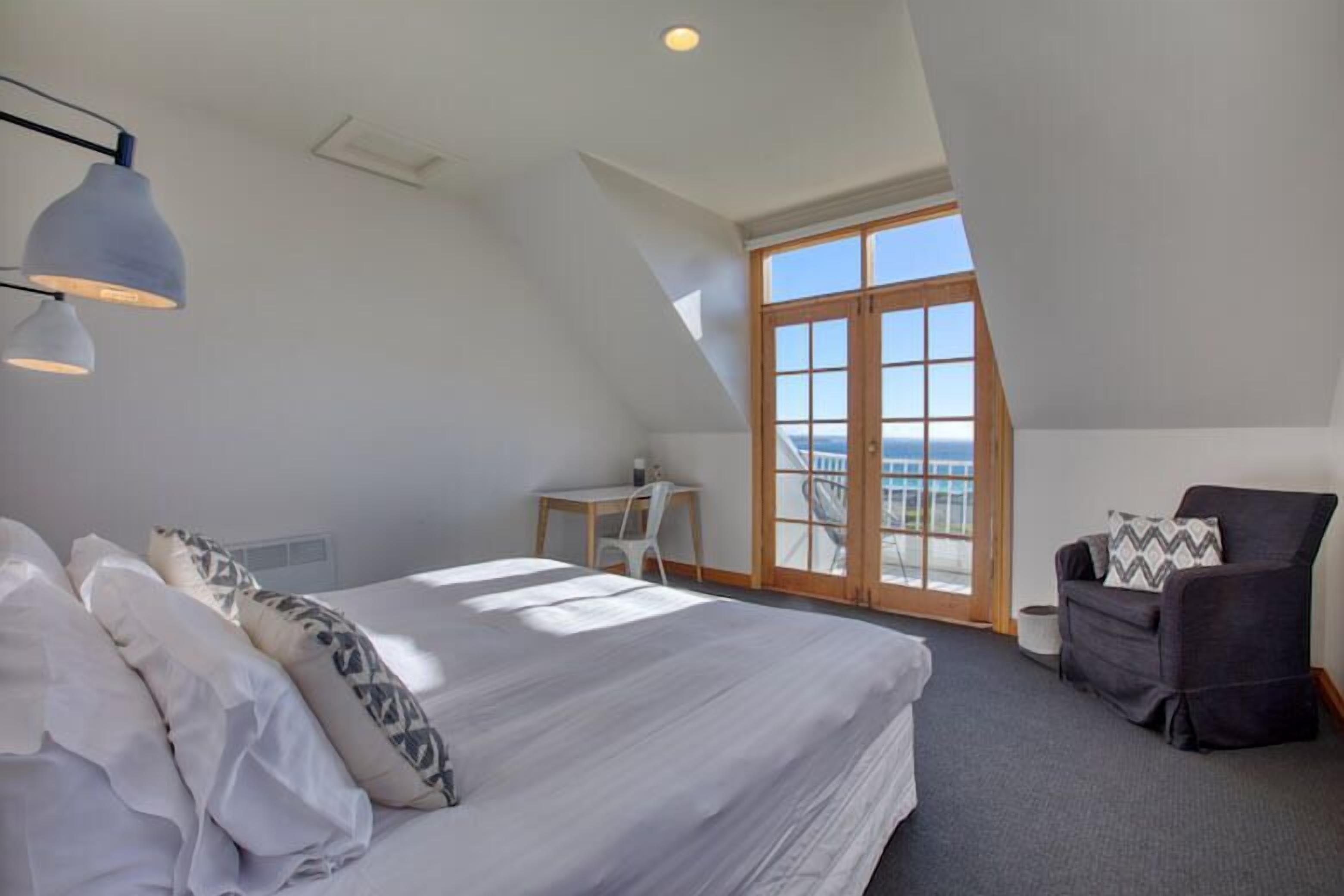 Monterey Bay of Fires — image 19