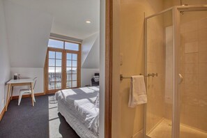 3 chambres, fer et planche Ă repasser, Wi-Fi, draps fournis