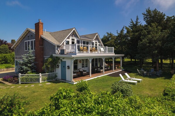 Exterior - Last Weeks Summer 2026 – Waterfront Available! (West Falmouth)