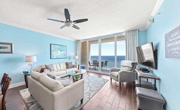 Taulutelevisio, Netflix, DVD-soitin, suoratoistopalvelut