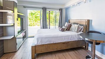 1 bedroom, iron/ironing board, free WiFi, bed sheets