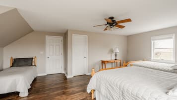 5 bedrooms, in-room safe, iron/ironing board, WiFi
