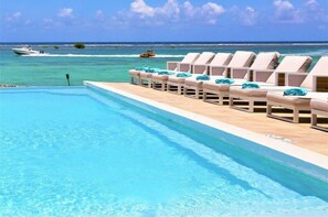 Pool - Dreamtime 6-Beachfront, Butler, Chef, Driver, Modern (Montego Bay)