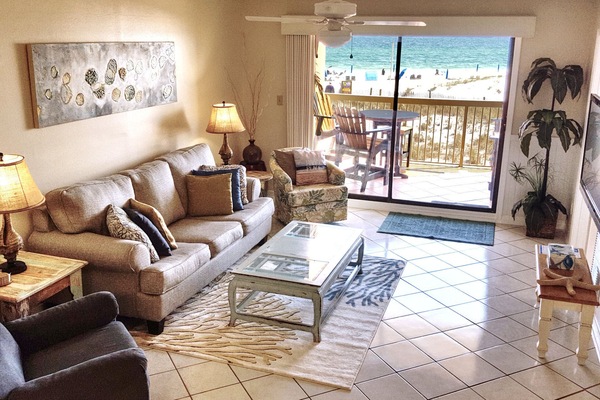 Smart TV, DVD player, stereo