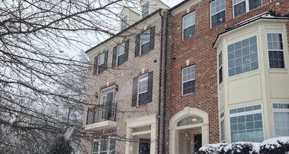 3BR in the heart of South End - Charlotte's best neighborhood - Walkable