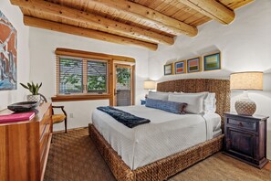 1 habitación, escritorio, wifi gratis y ropa de cama