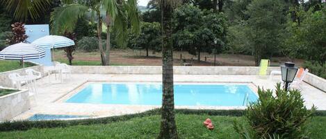 Outdoor pool, pool loungers