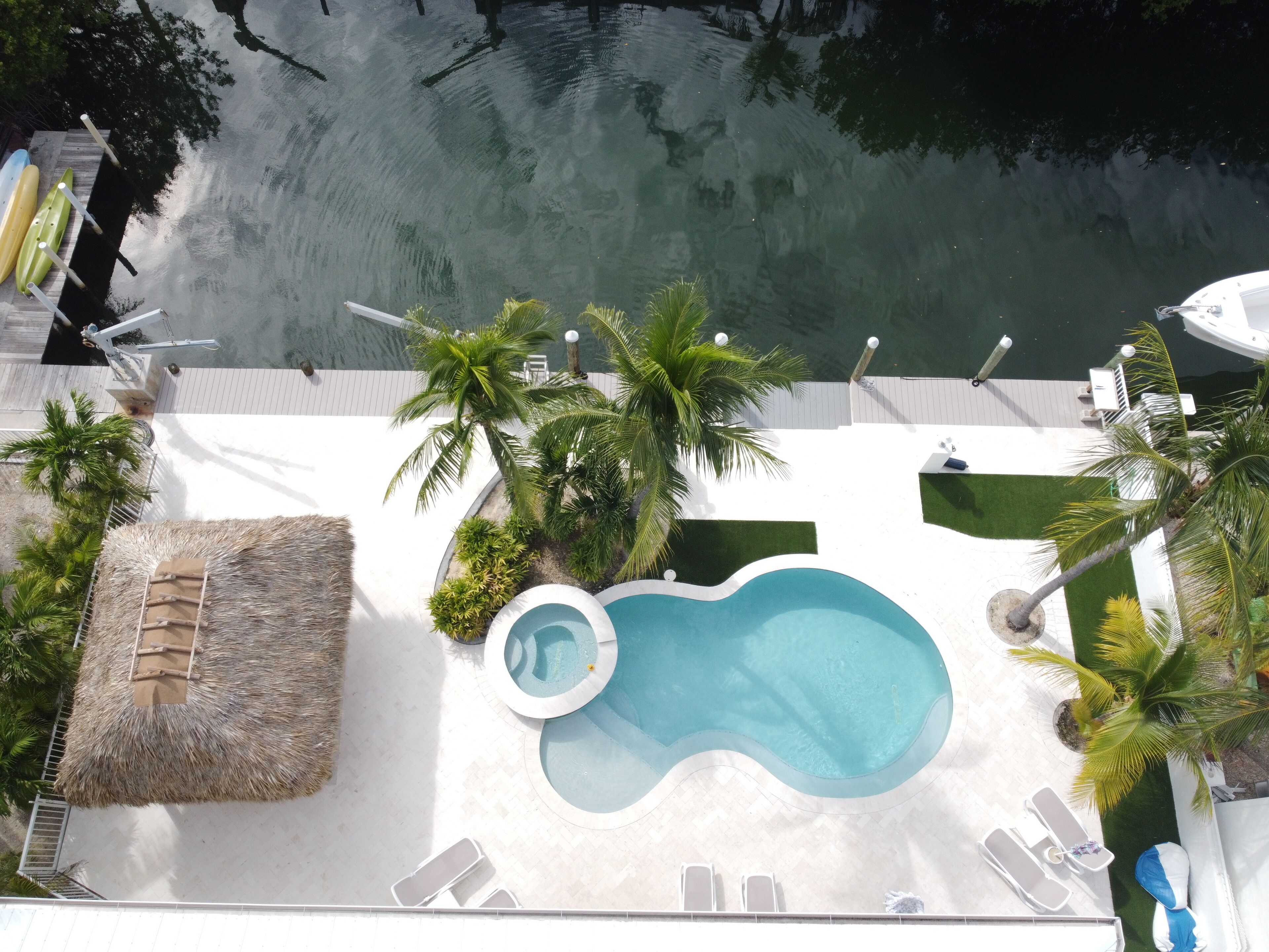 Piscina externa, piscina aquecida