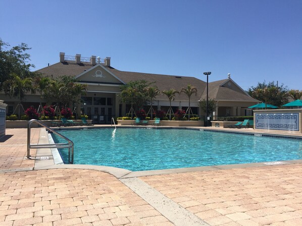 Outdoor pool, a heated pool