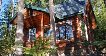 Äänestimme siitä # 1 Lake Front Cabin, Länsi-Glacierin kansallispuiston vieressä