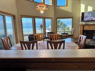 Pacific Panorama - 5 bedrooms + loft