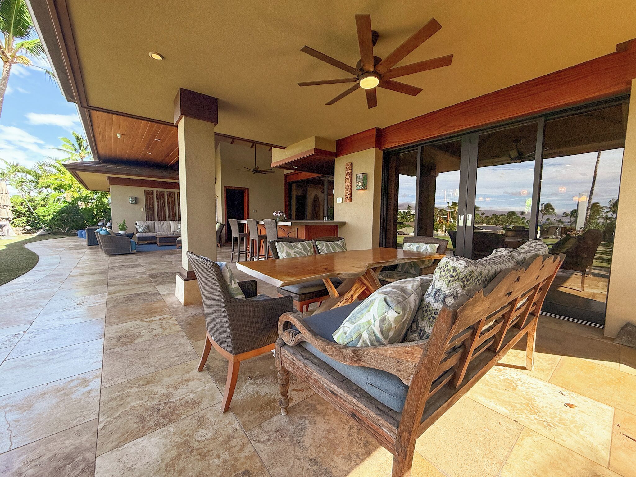 Spacious Ocean View Home. Steps From White Sand Beach. Private pool & spa. - Photo 13