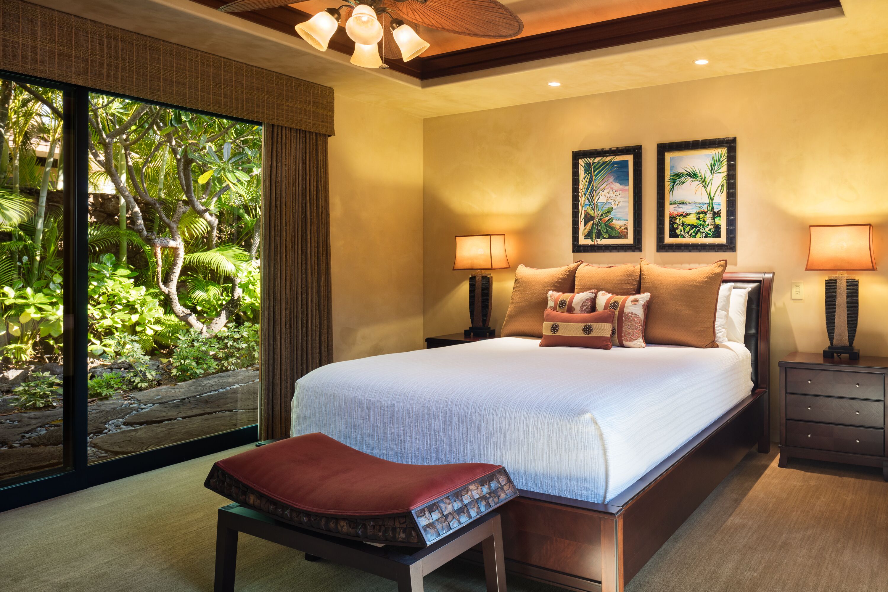 Spacious Ocean View Home. Steps From White Sand Beach. Private pool & spa. - Photo 26