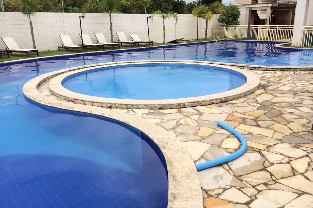 APARTMENT IN RESIDENTIAL PARK MACEIÓ