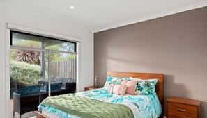 5 bedrooms