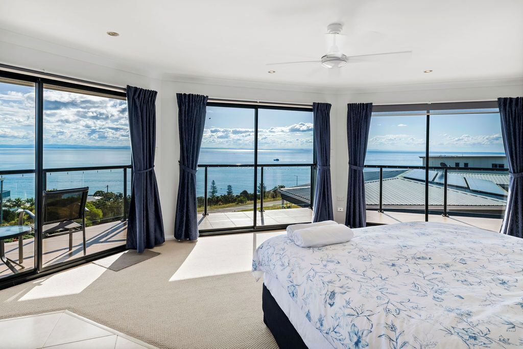 Moreton Mansion Tangalooma Island - Stunning Views of the whole bay! — image 23