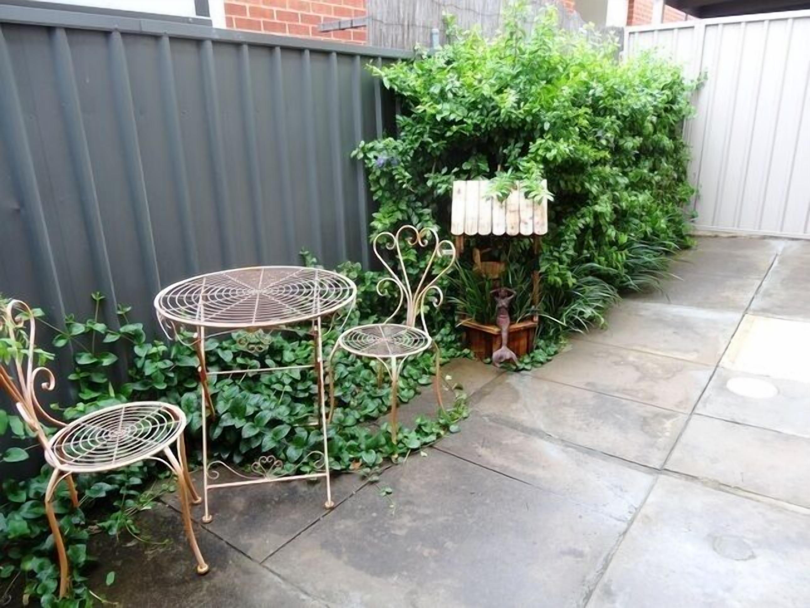 Just Right @ Hyde Park - Between Prestige & Boho — image 5