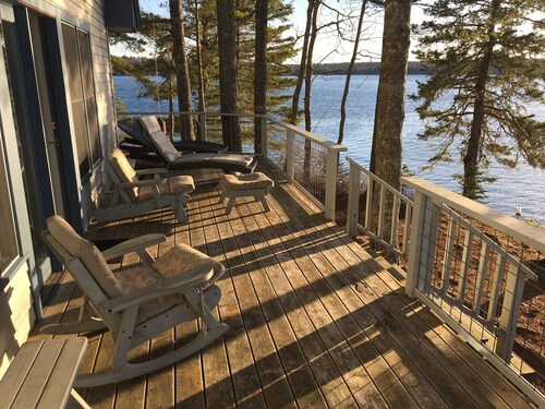 “Escape” to a Waterfront Artist’s Home on Secluded Evergreen Point, Taunton Bay