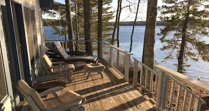 “Escape” to a Waterfront Artist’s Home on Secluded Evergreen Point, Taunton Bay