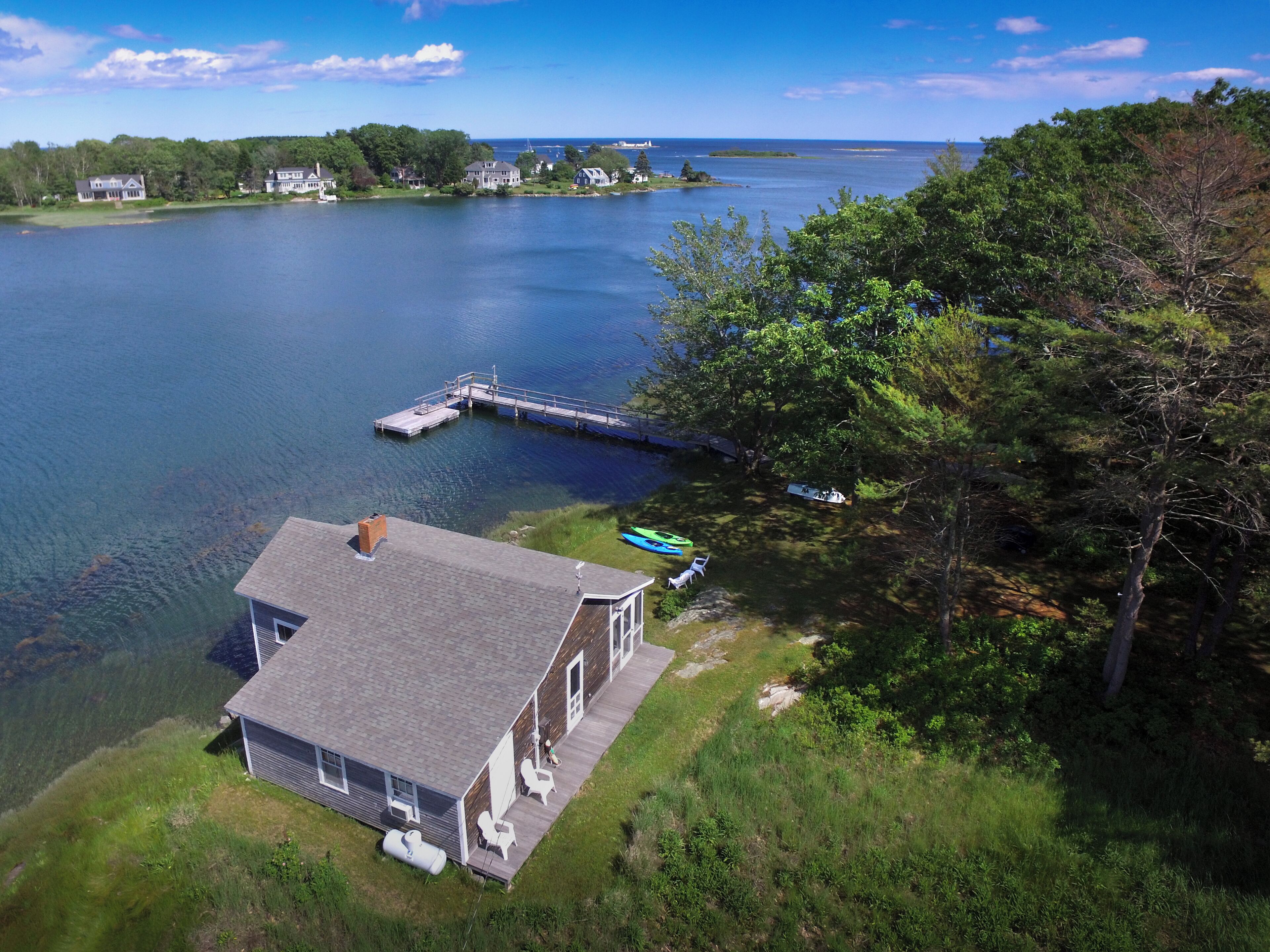 Kennebunkport Waterfront Cottage - Ocean View