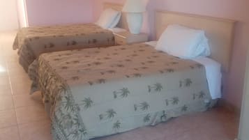 1 bedroom, iron/ironing board, travel crib, WiFi