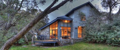 ✨Mundarlu Private Chalet Prime Location✨
Sleeps 6 |Woodridge Area |Walk to Lifts