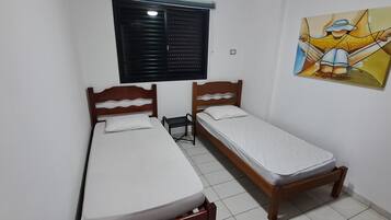 3 habitaciones, tabla de planchar con plancha y wifi gratis