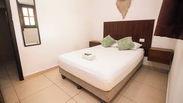 Comfort Room, 1 Double Bed | Blackout drapes, soundproofing, free WiFi, bed sheets