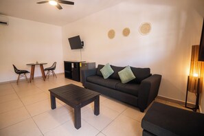 익스클루시브 스위트 | 암막 커튼, 방음 설비, 무료 WiFi, 침대 시트