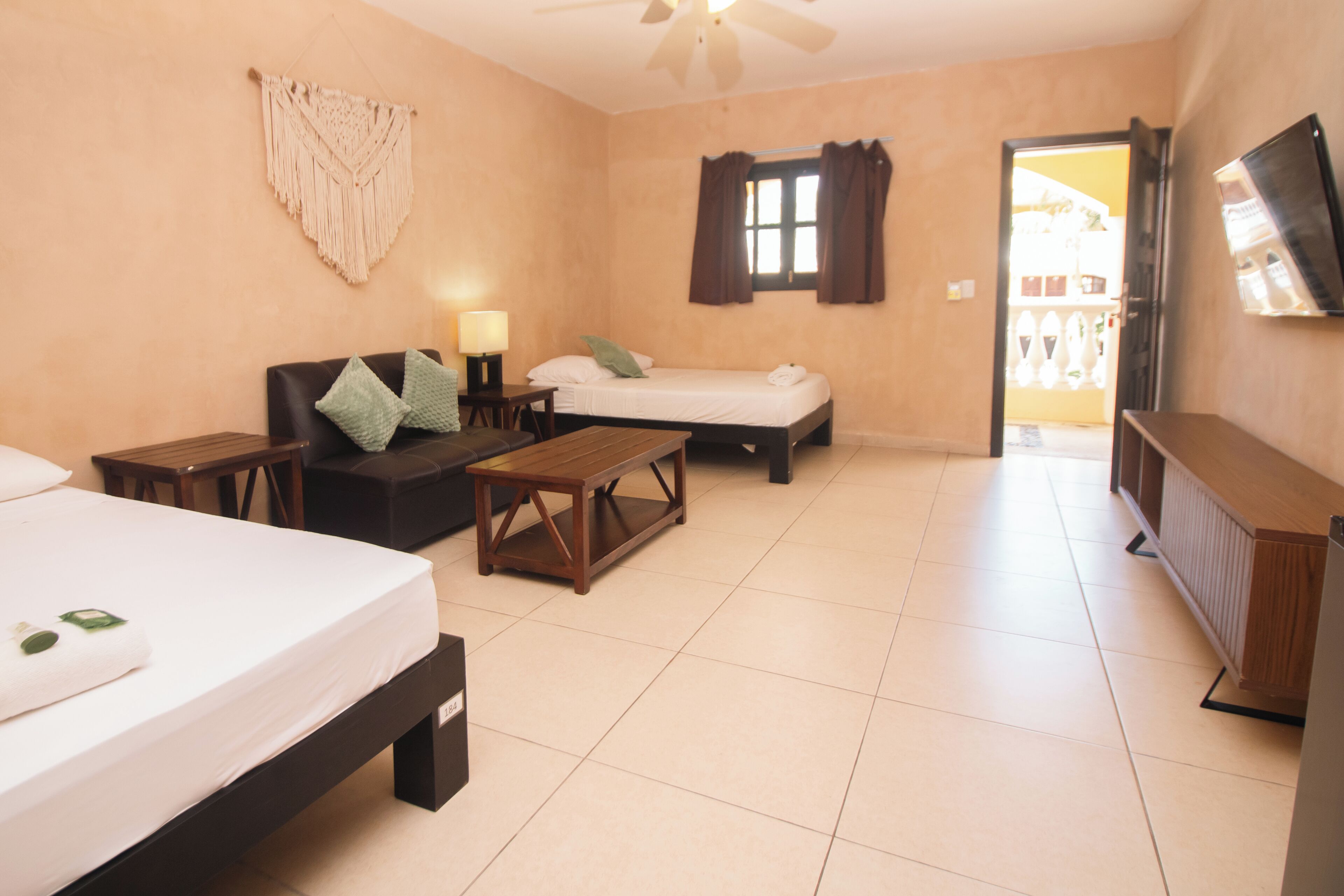 Exclusive-suite - 2 queensize-senge | Mørklægningsgardiner, lydisolering, gratis Wi-Fi, sengetøj