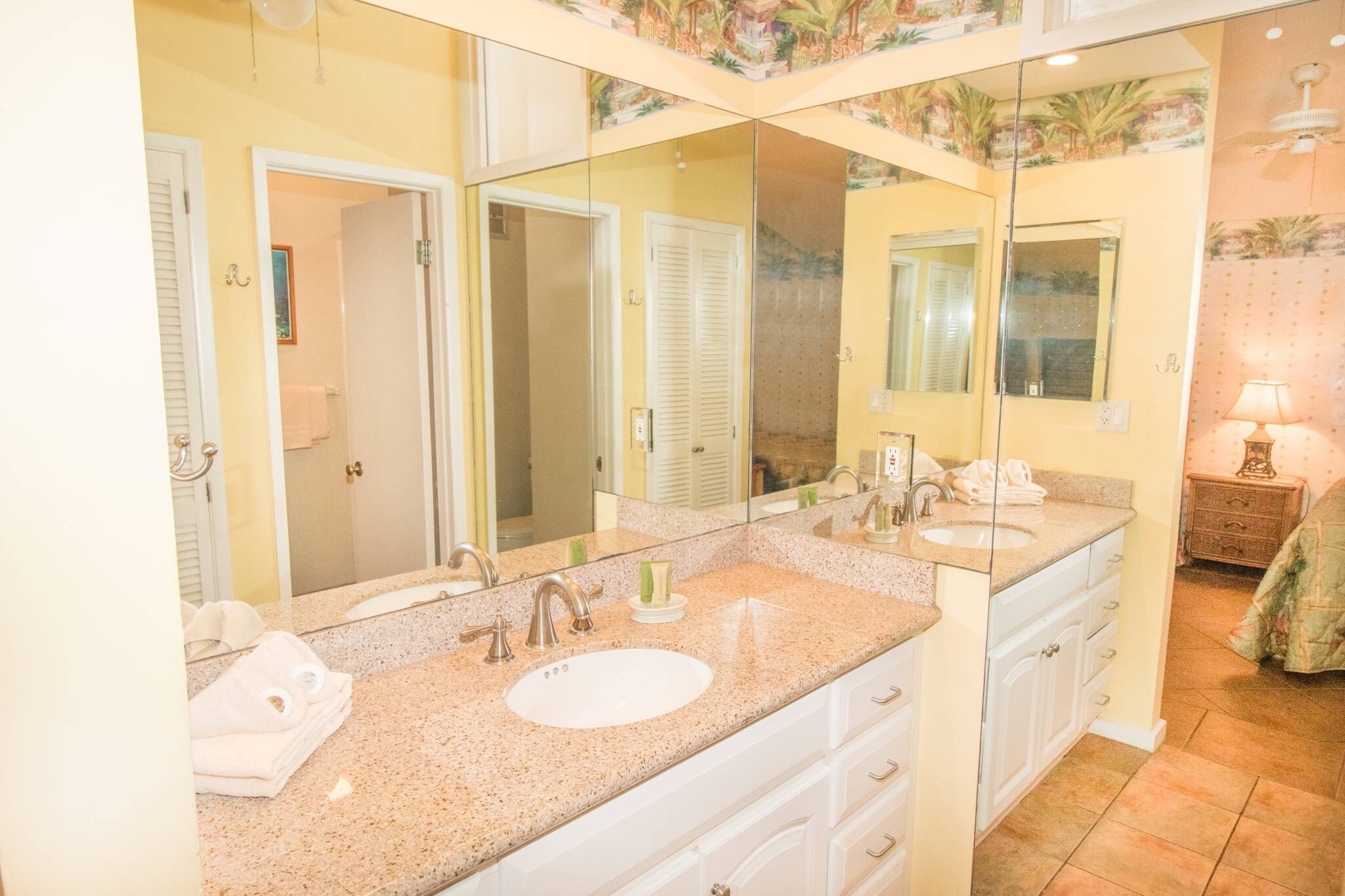 Combined shower/tub, hair dryer, towels, soap