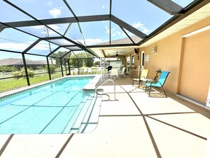 Piscine extérieure, piscine chauffée