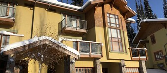 Trail's Edge 56 - 2 bedrooms + 2 1/2 bath townhomes