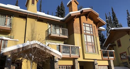 Trail's Edge 56 - 2 bedrooms + 2 1/2 bath townhomes