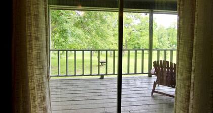 The River House- 3BDR / 2BTH- ¡Capacidad para 8 huéspedes a lo largo del río San Marcos!