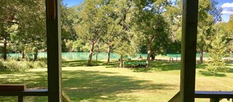 River House | Sleeps 8 | WiFi | San Marcos River