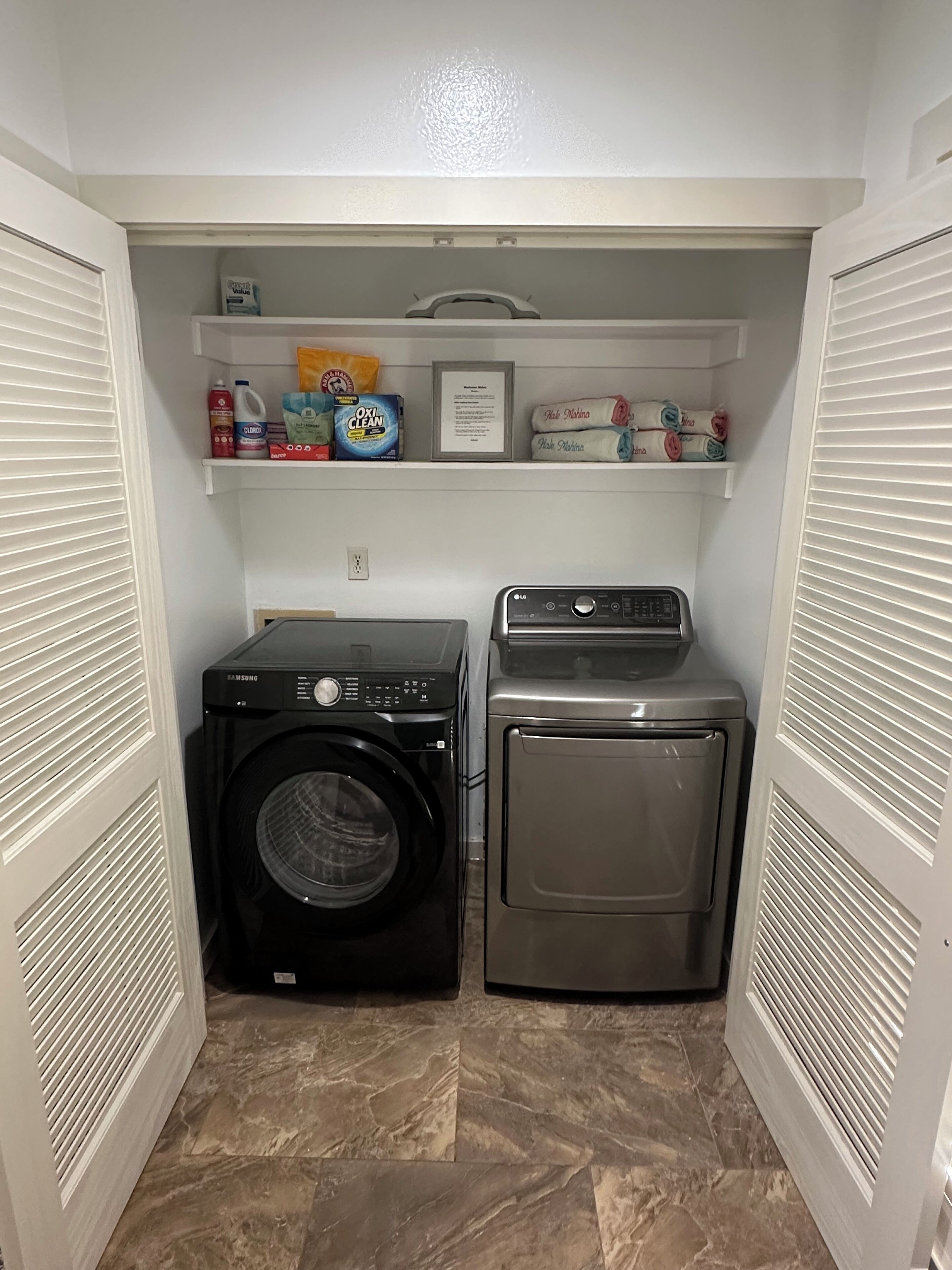 Affordable Luxury in tranquil setting. Walk to beaches, pool, tennis & dining.  - Photo 27