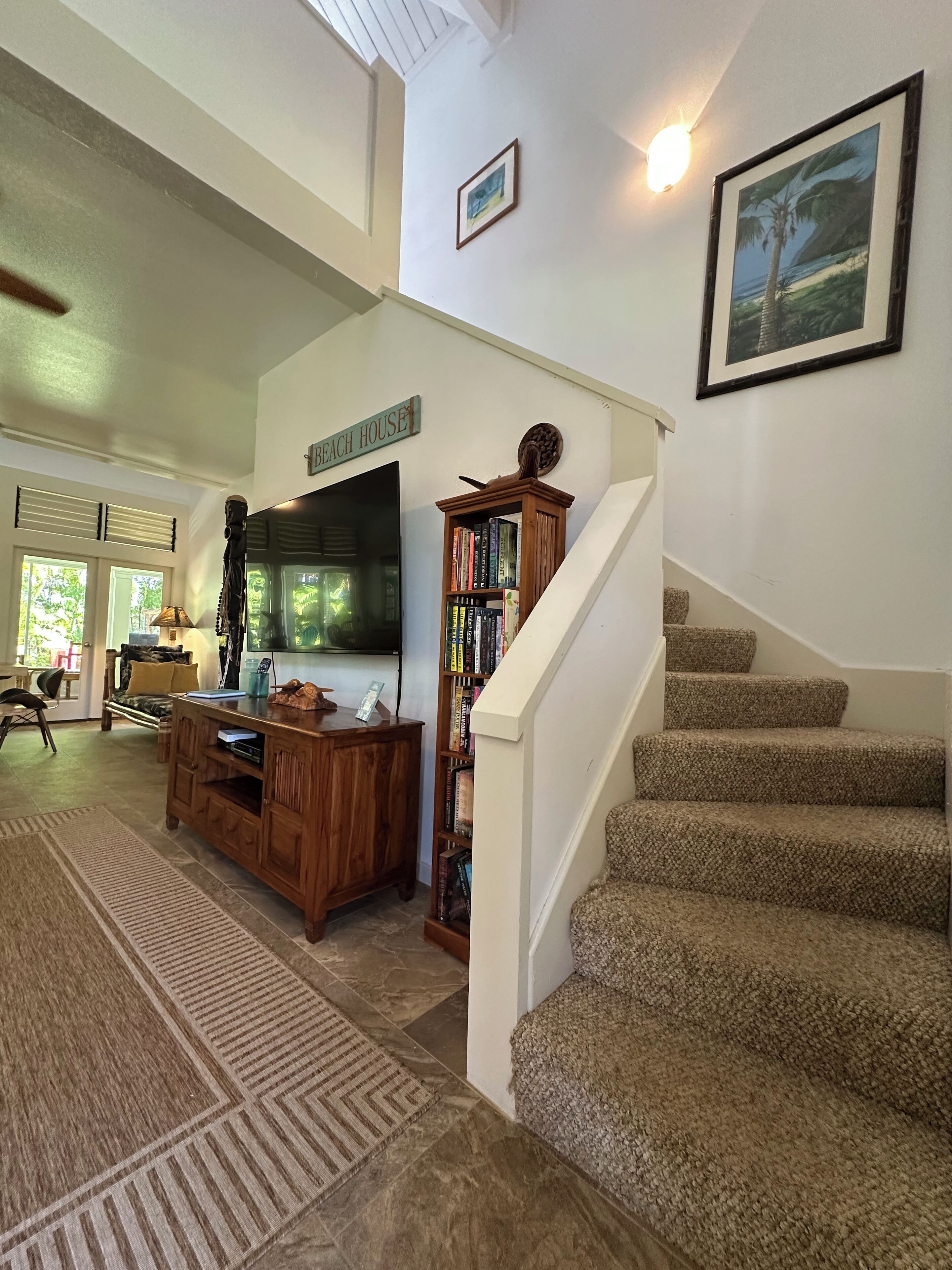 Affordable Luxury in tranquil setting. Walk to beaches, pool, tennis & dining.  - Photo 24