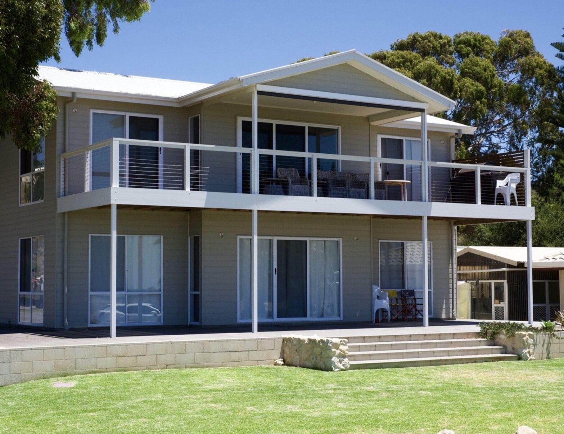 Nautilus Sands - The Ultimate Beachfront Holiday Home