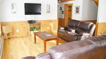 Flat-screen TV, fireplace, DVD player, ping pong