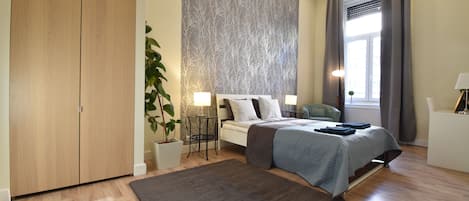 4 habitaciones, tabla de planchar con plancha y wifi gratis