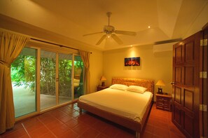 3 Schlafzimmer, Zimmersafe, Bügeleisen/Bügelbrett, WLAN