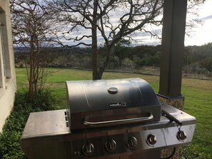 Property grounds - Beautiful view,18 acres,pool, game room,Axis deer, 3 mile’s to the  river trail! (Kerrville)