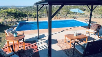 Utomhuspool