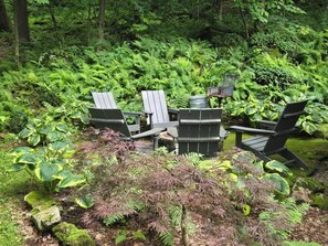 Property grounds - Craftsman Cottage Overlooking Trout Stream;  Hidden Valley/ Seven Springs (Somerset)