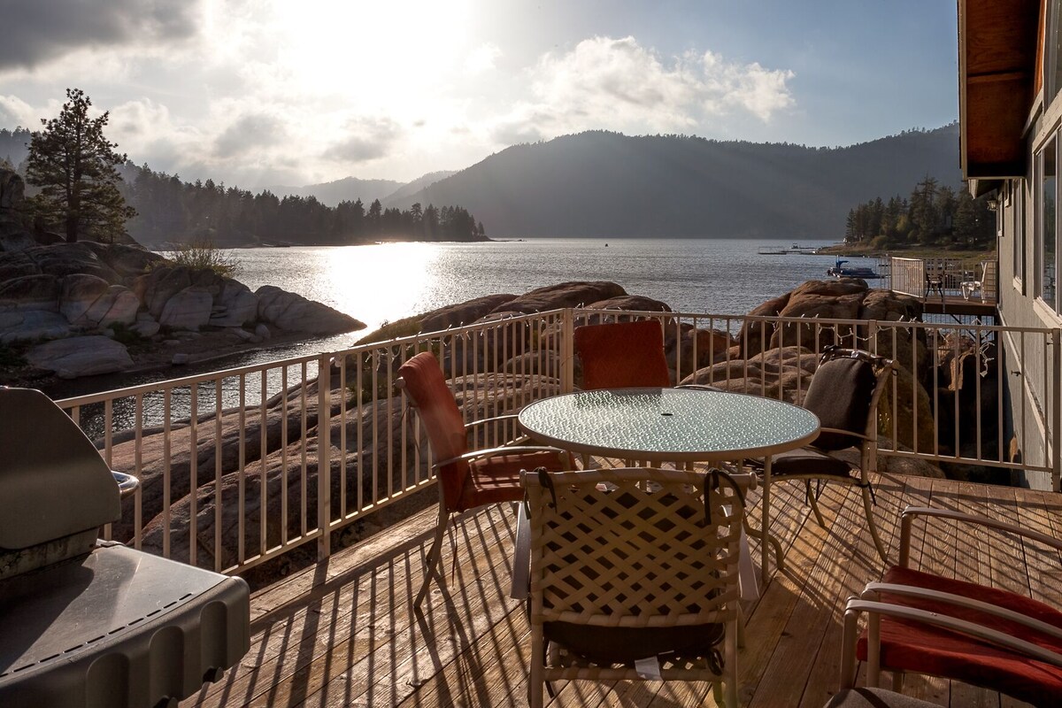 Scenic Lakefront Home with Hot Tub at a Great Price