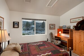 3 Schlafzimmer, Bügeleisen/Bügelbrett, WLAN, Bettwäsche