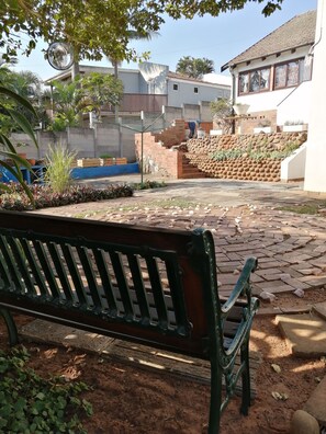 Property grounds - Sacredsutine Garden Studio, Durban North (Durban North)