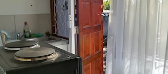 Sacredsutine Garden Studio, Durban North